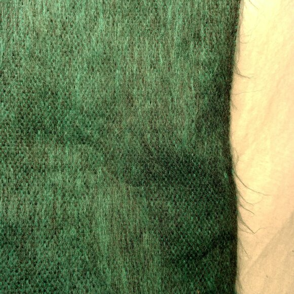 Shupaca Scarf Unisex Emerald Green Black Fringe Alpace Blend Fuzzy Ecuador - Picture 8 of 14